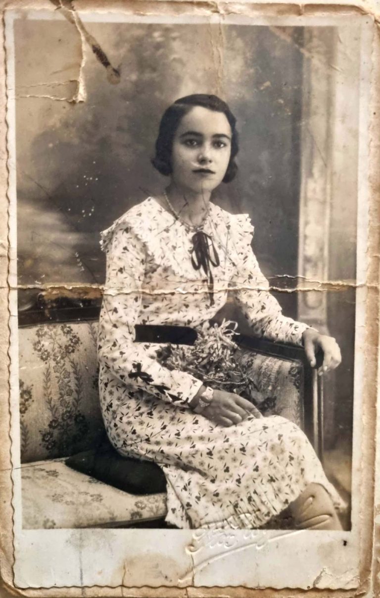 Mi abuela Catalina con 14 años