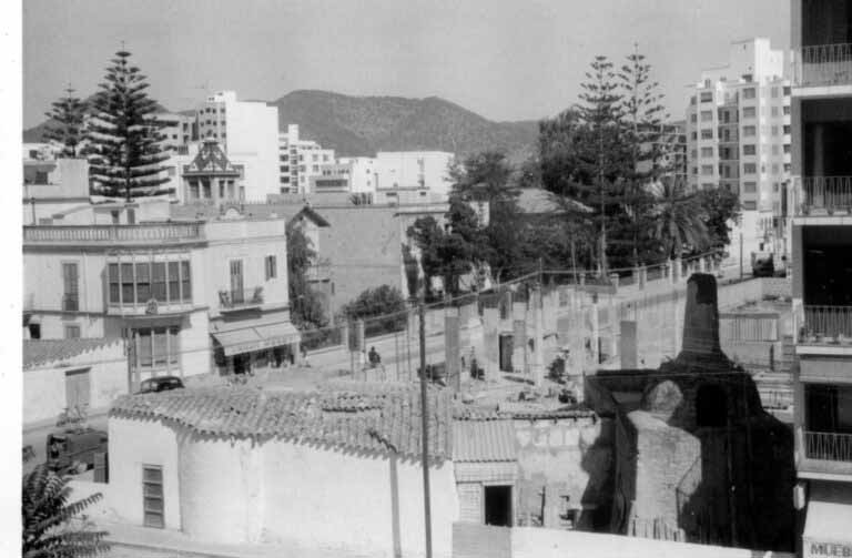 Chalets residenciales en la avenida Ignacio Wallis. Año 1967