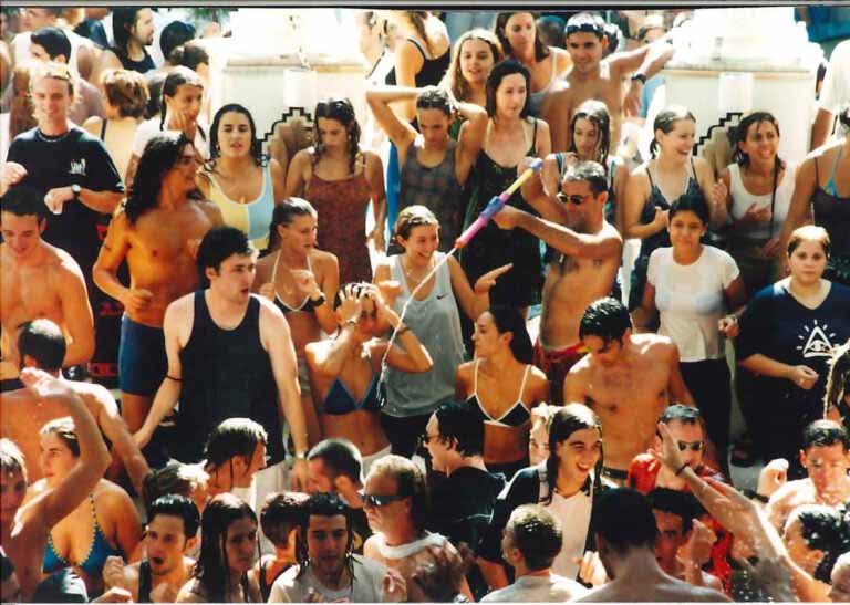 Discoteca Es Paradis. Finales de los 90 / discotecas