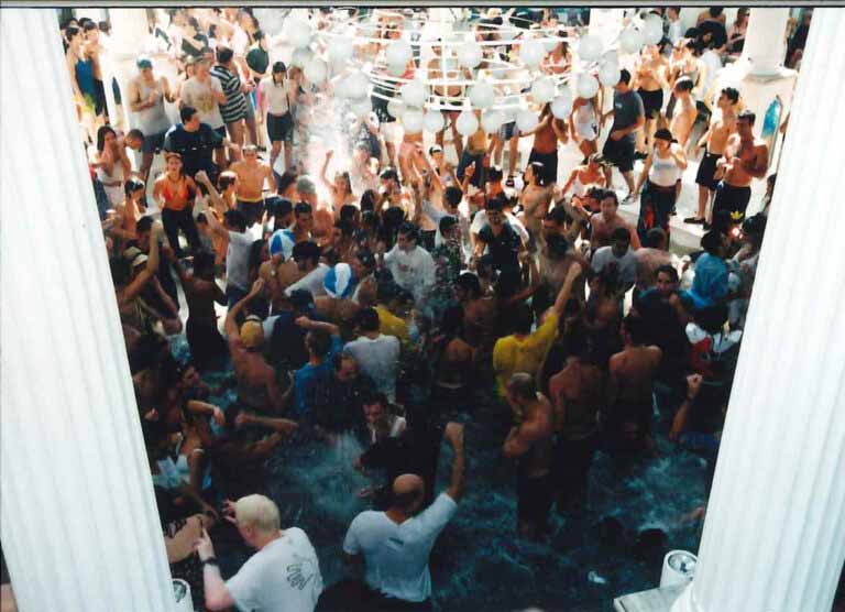 Discoteca Es Paradis. Finales de los 90 / discotecas