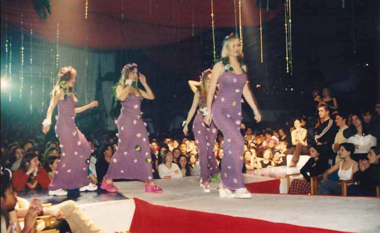 Discoteca Pacha. Carnavales 1998 / discotecas