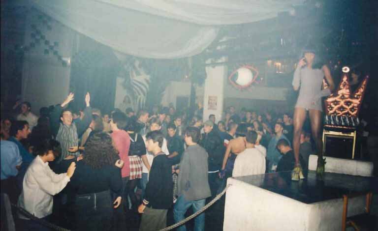 Discoteca Pacha. Finales de los 90 y principios de 2000 /discotecas