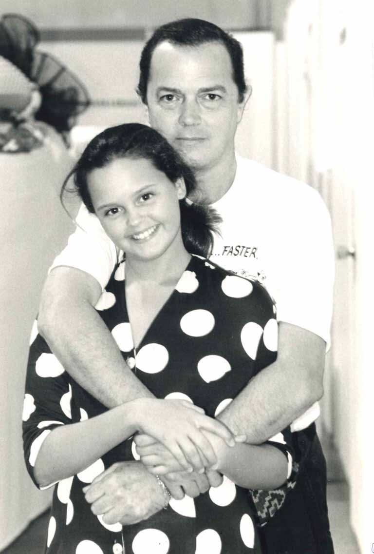 Junior y su hija Shaila en 1993